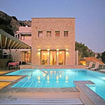 Villa Costamare - Enjoy Lazy Days On The Private Pool-Jacuzzi Pefki  Номер фото